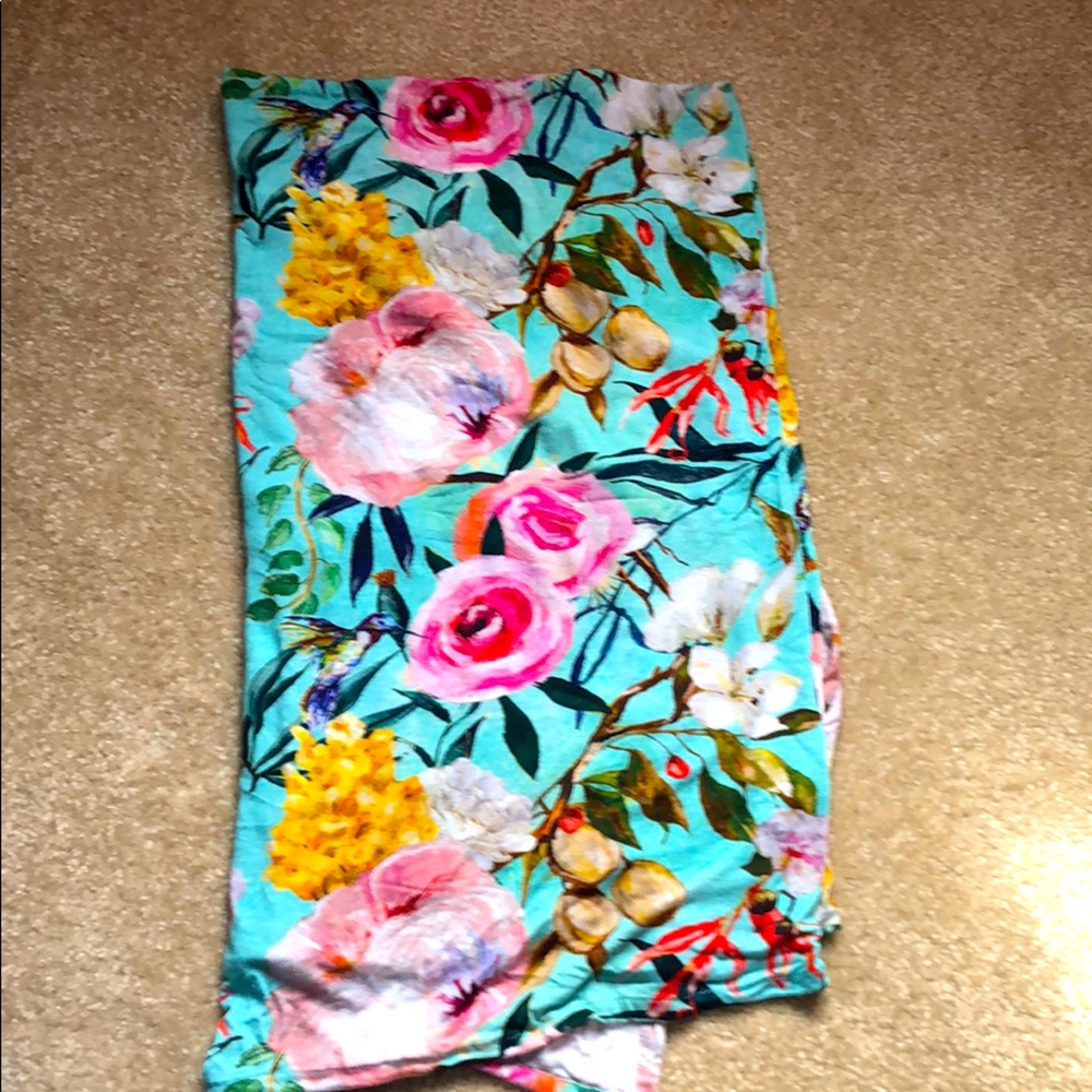 Posh peanut swaddle